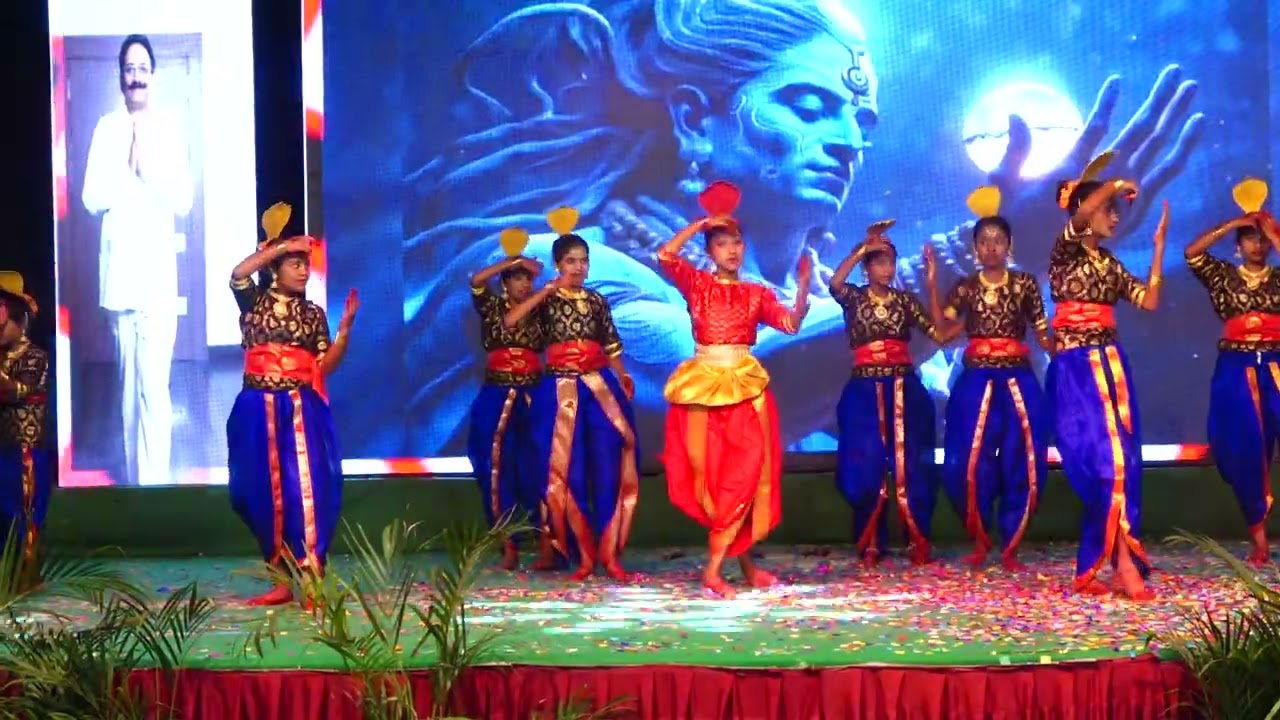 Lahe Lahe Lahe Performance by Keshava Reddy Students on Annual Day.