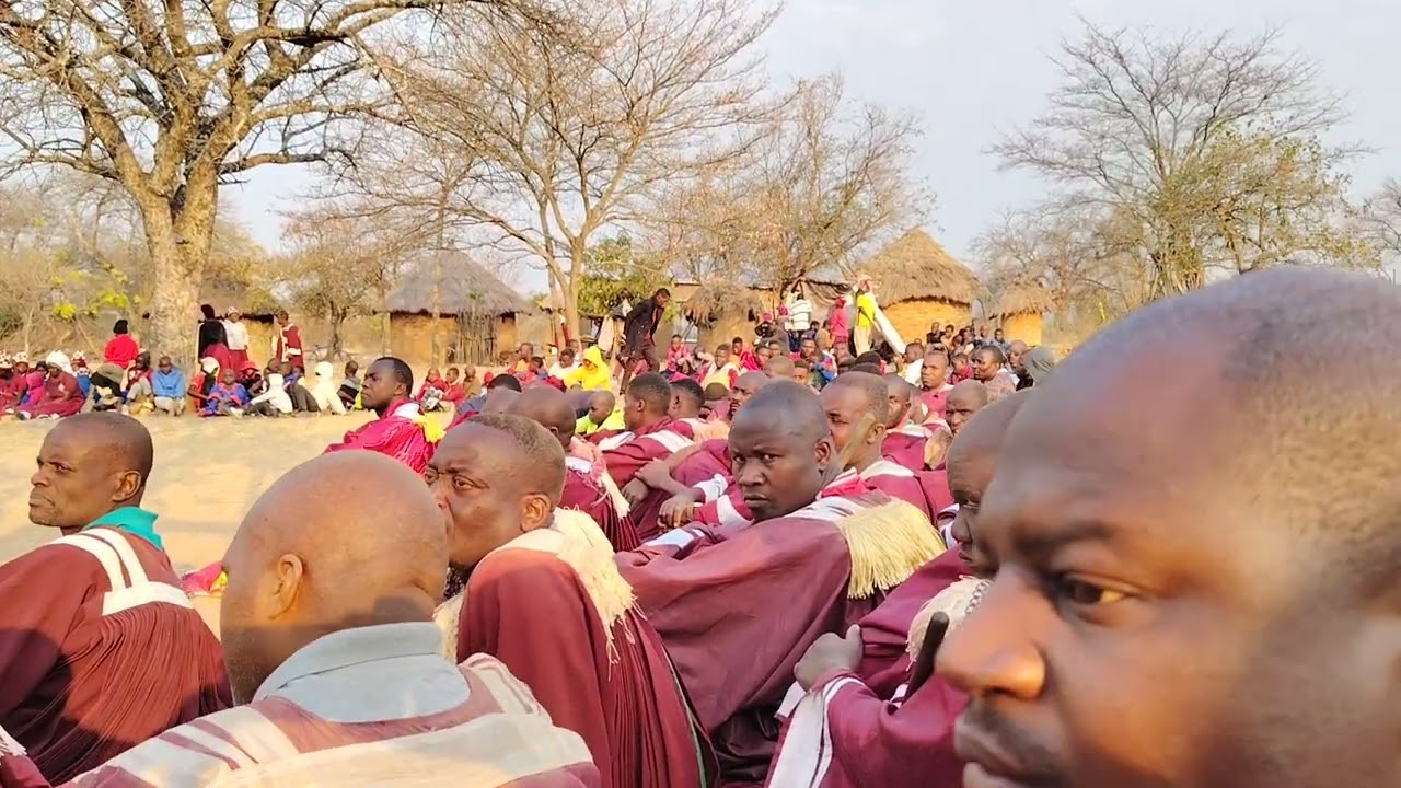 Zone priest Maunge paDambashoko 