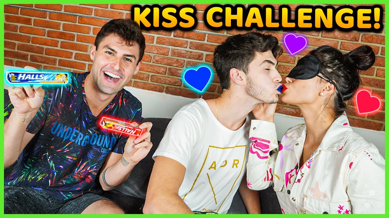 KISS CHALLENGE DOS EX NAMORADOS!! ( DESCUBRA O SABOR DO BEIJO ) [ REZENDE EVIL ]