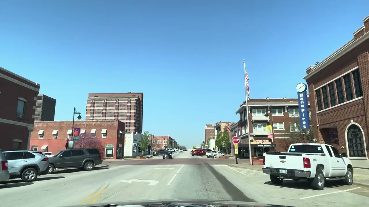 Bartlesville, Oklahoma - City Tour & Drive Thru