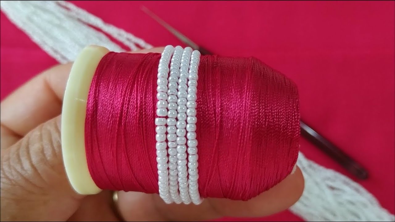 158) Fuşya yazmaya harika bir model: Kum boncuklu tığ oyası