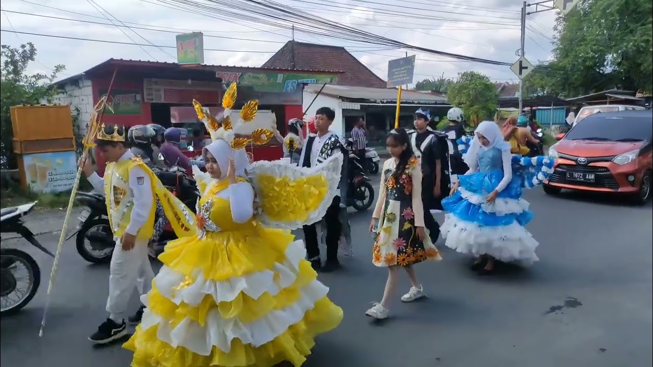 Semarak pawai HUT SPANDA ke 50th