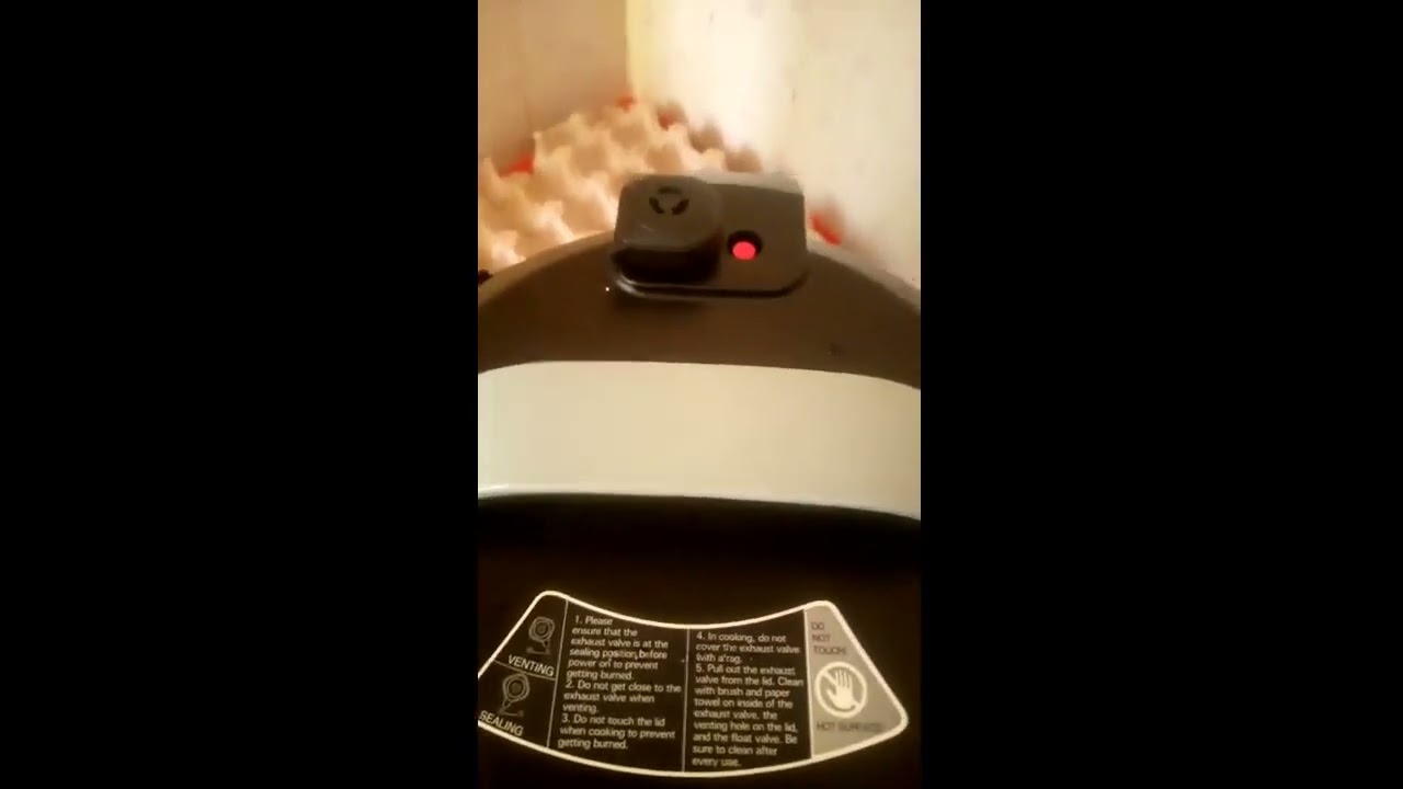 boiling lentils/kamande on an electric pressure cooker. #electricpressurecooker