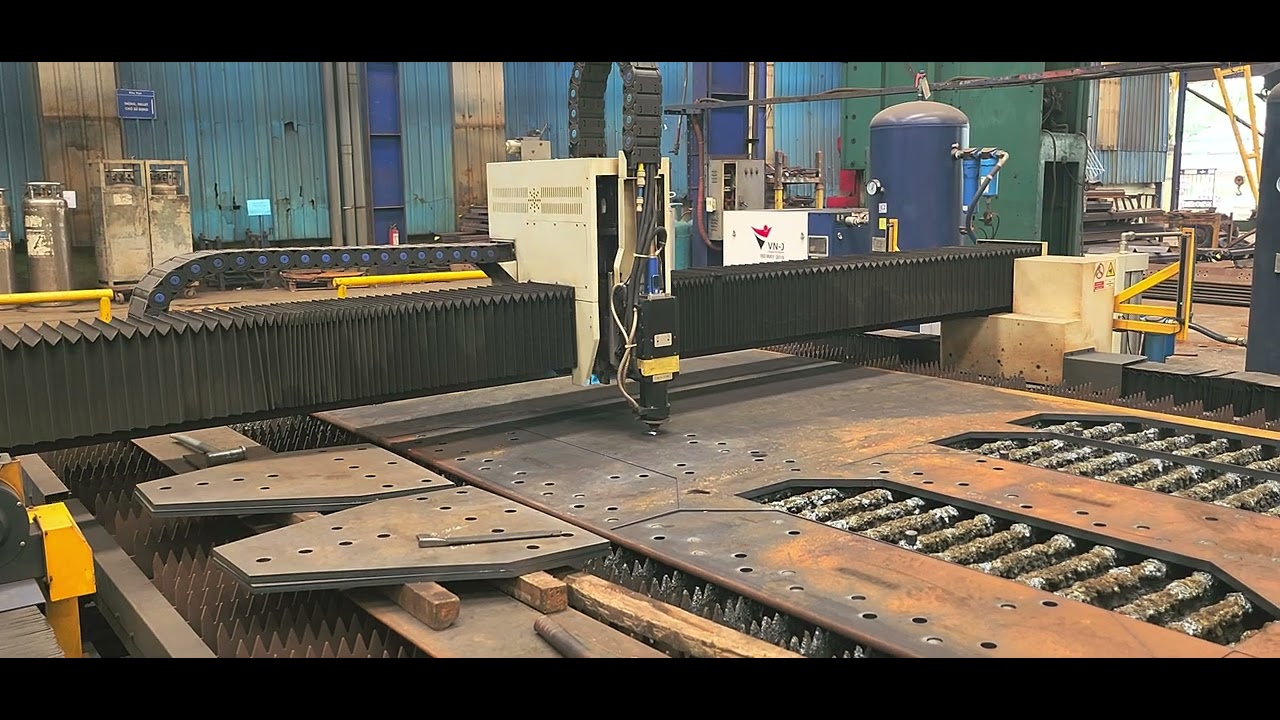 Laser source 30kw air cutting show 20mm carbon steel. Very nice