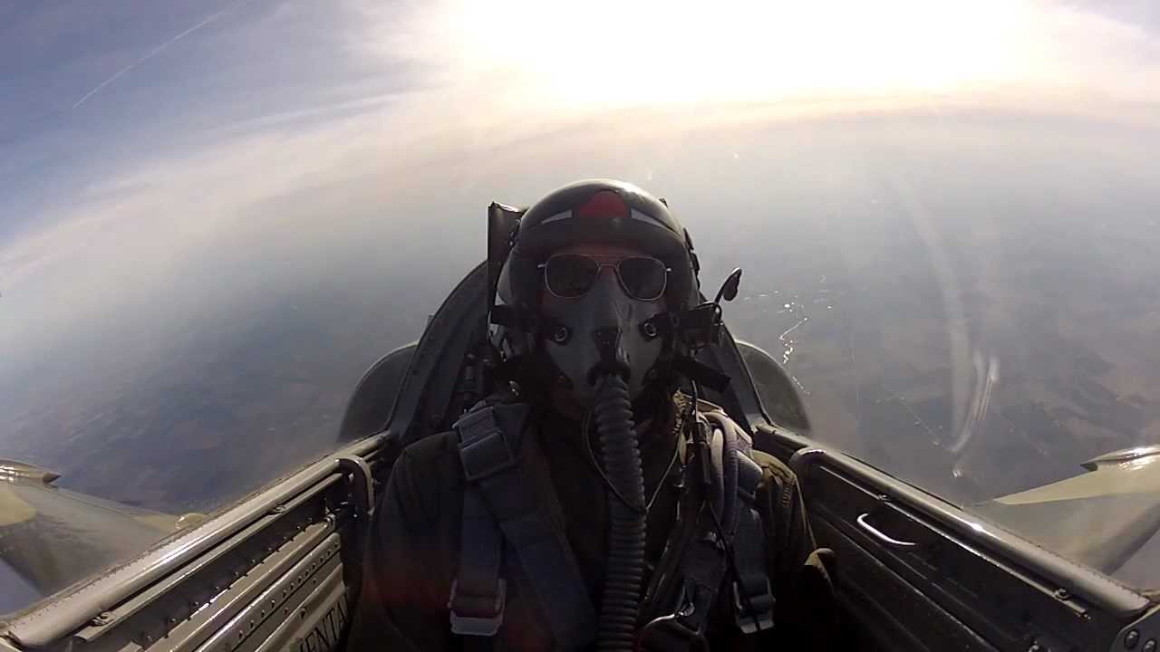 L39C aerobatics