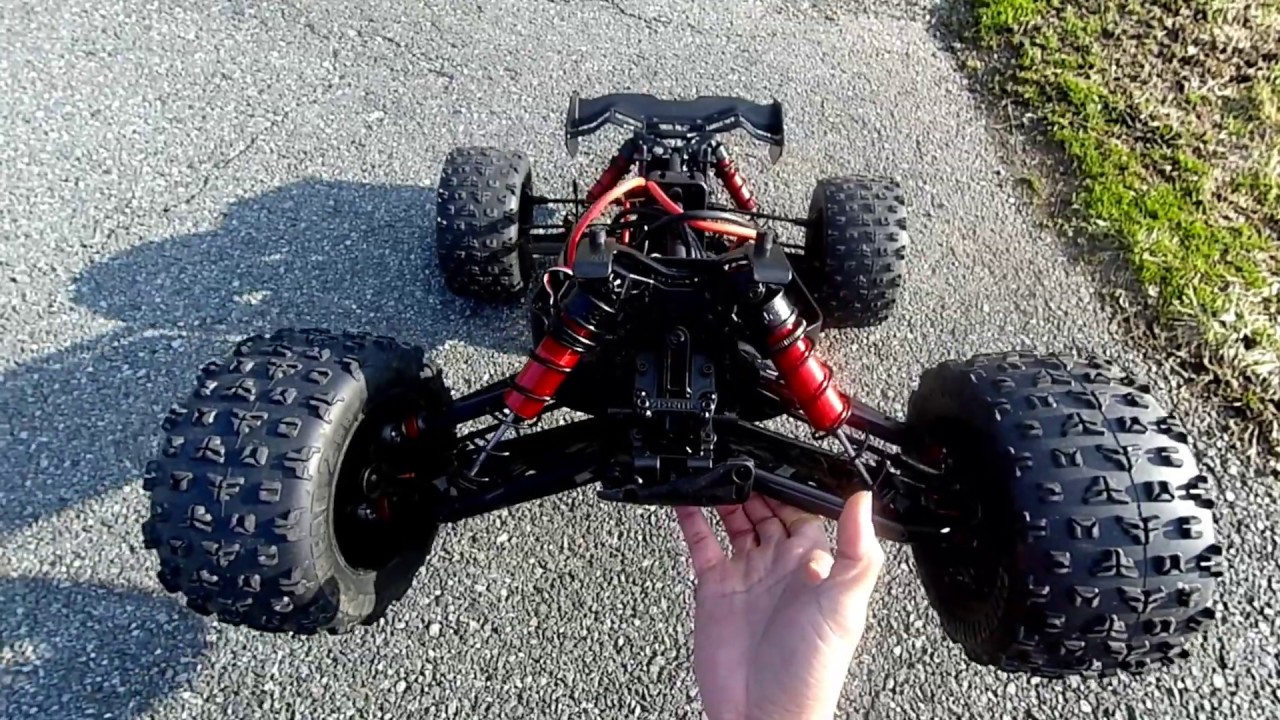 Arrma Kraton 8S. Max5 with 1100kv motor. Test out run..