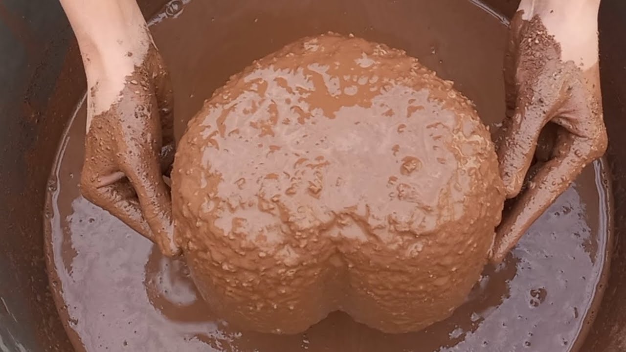 New🎀 Video New Shapes Hearts Crumbling and dipping in water super yummy chocolatey
