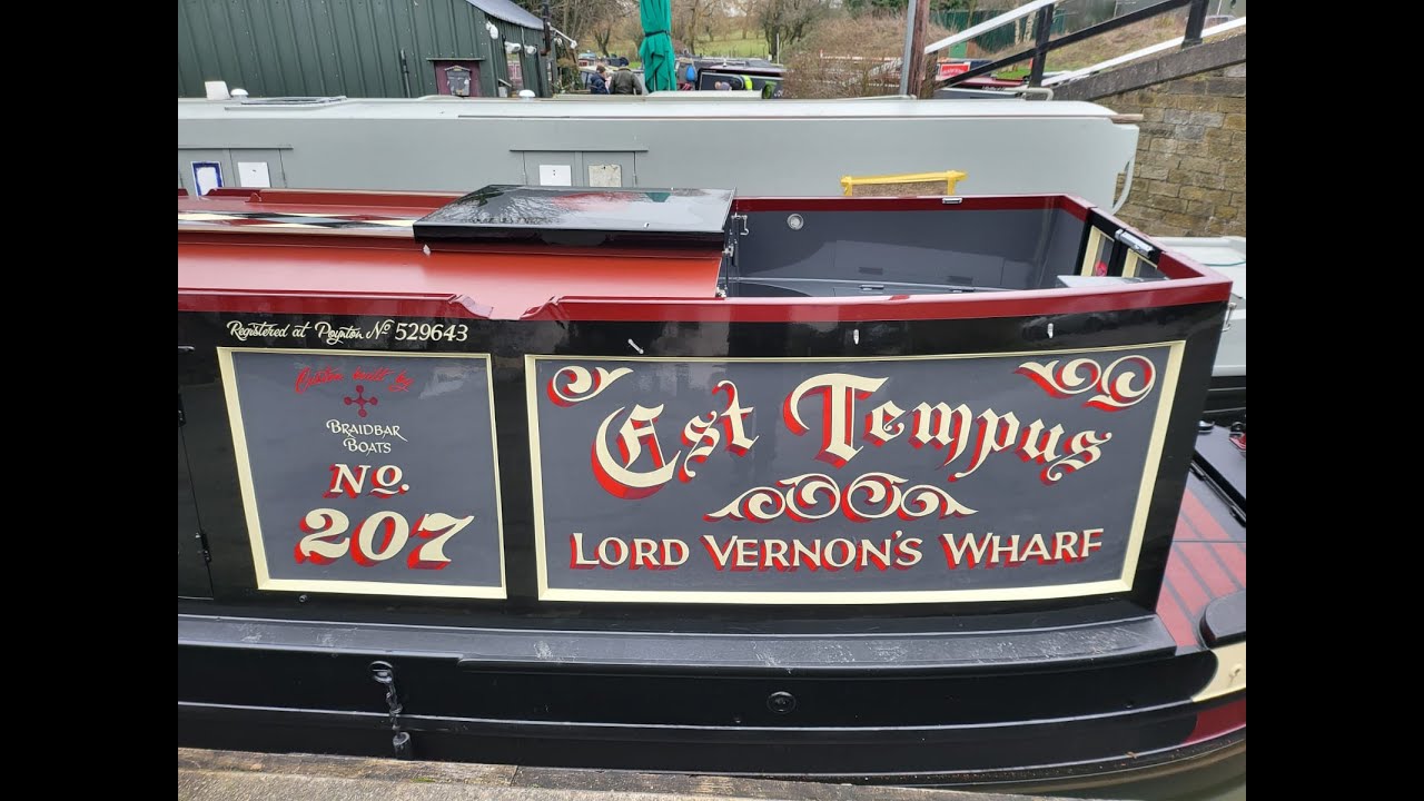 Braidbar Boats No. 207 Est Tempus