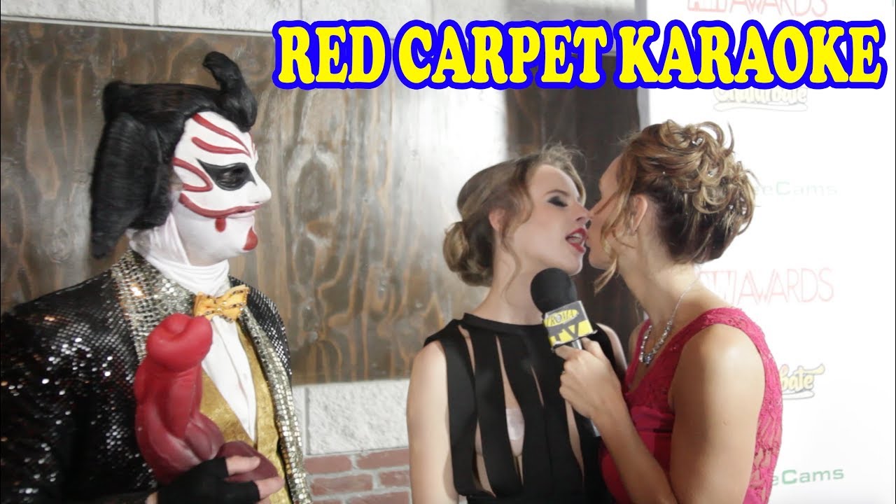 Караоке на красной дорожке премии AVN Awards с сержантом Кабукиманом из полиции Нью-Йорка и Таней...