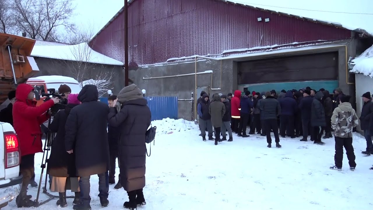 Водители маршрутных автобусов  не вышли на линию в Уральске