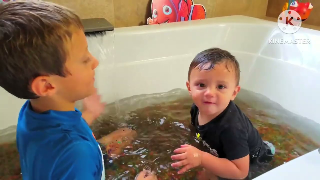 Baby Shawn is crying and orbeez in diaper Sparta water EE remix