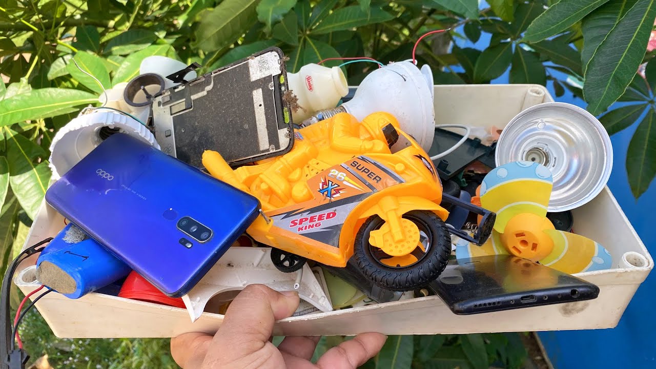 how to make awesome ideas from scrap // dc motor fan​ / breaking and opening toys