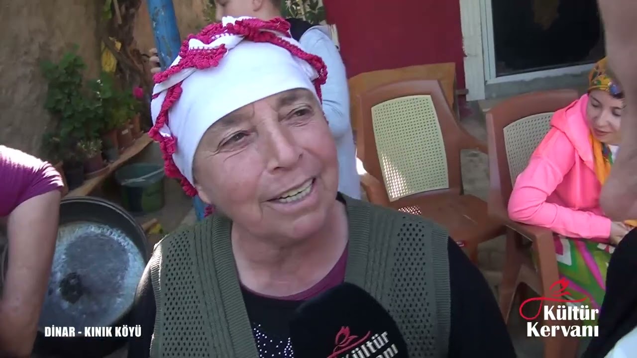 Pekmez de Kaynatırız, Türküsünü de Söyleriz