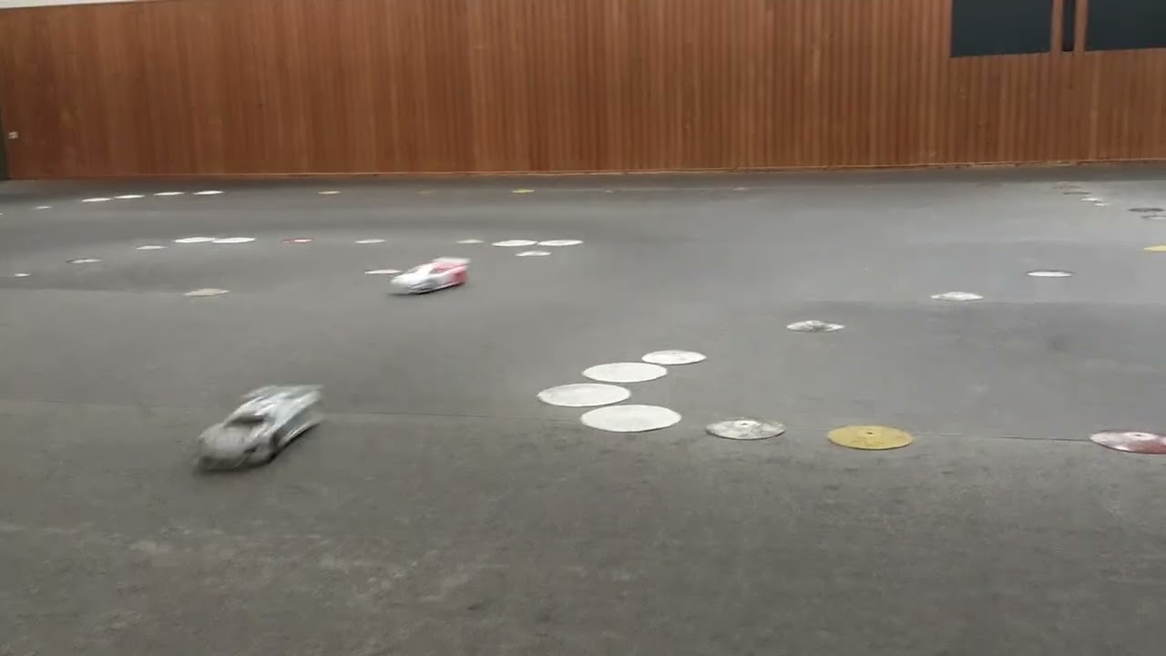 R/C indoor training on carpet 