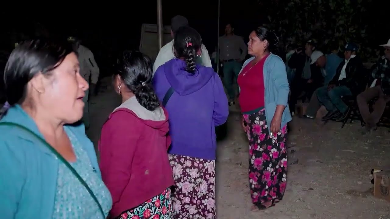 JOSE  VARGAS Y SUS TECLADOS Fiesta de la virgen de Juquila en santa cruz peras oaxaca