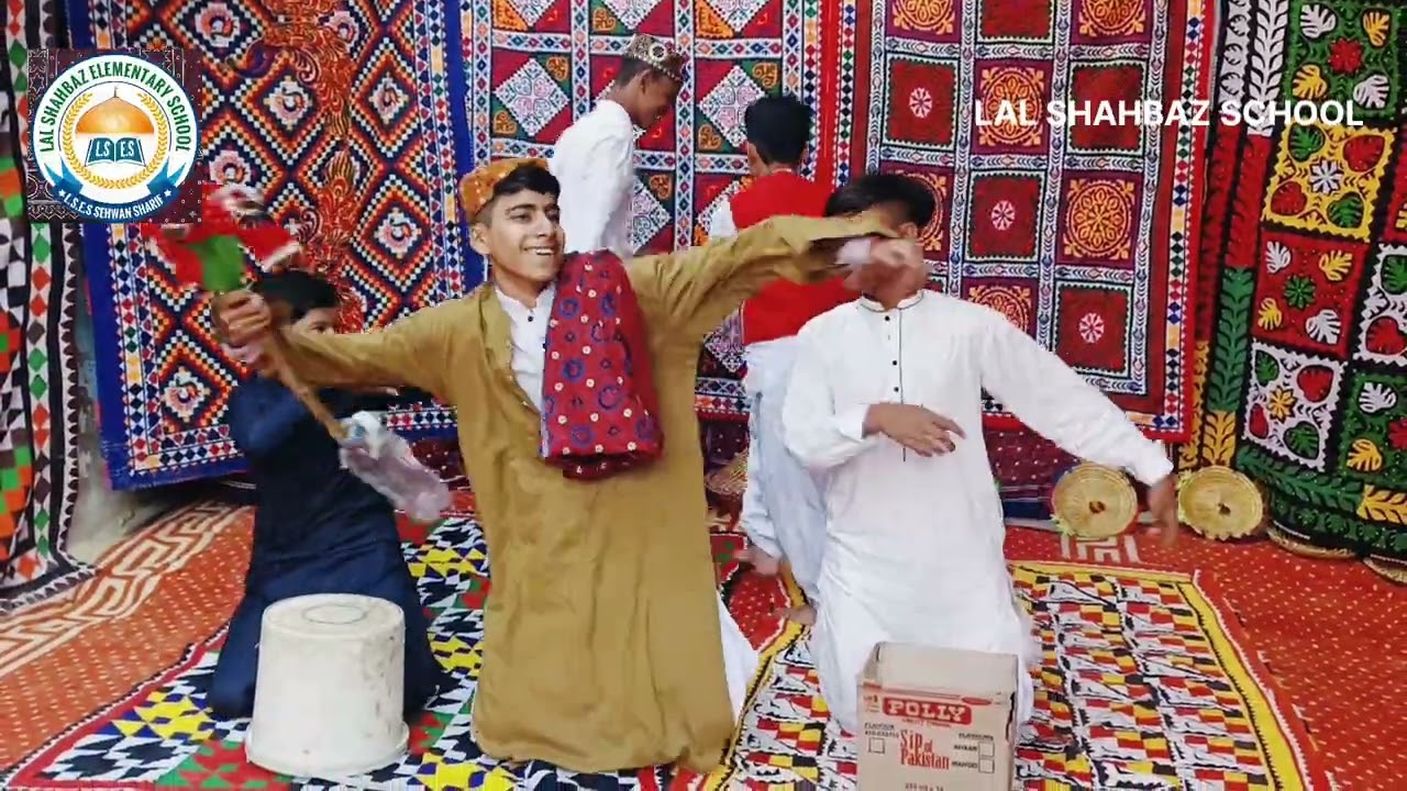 Funny Sindhi Song tablo