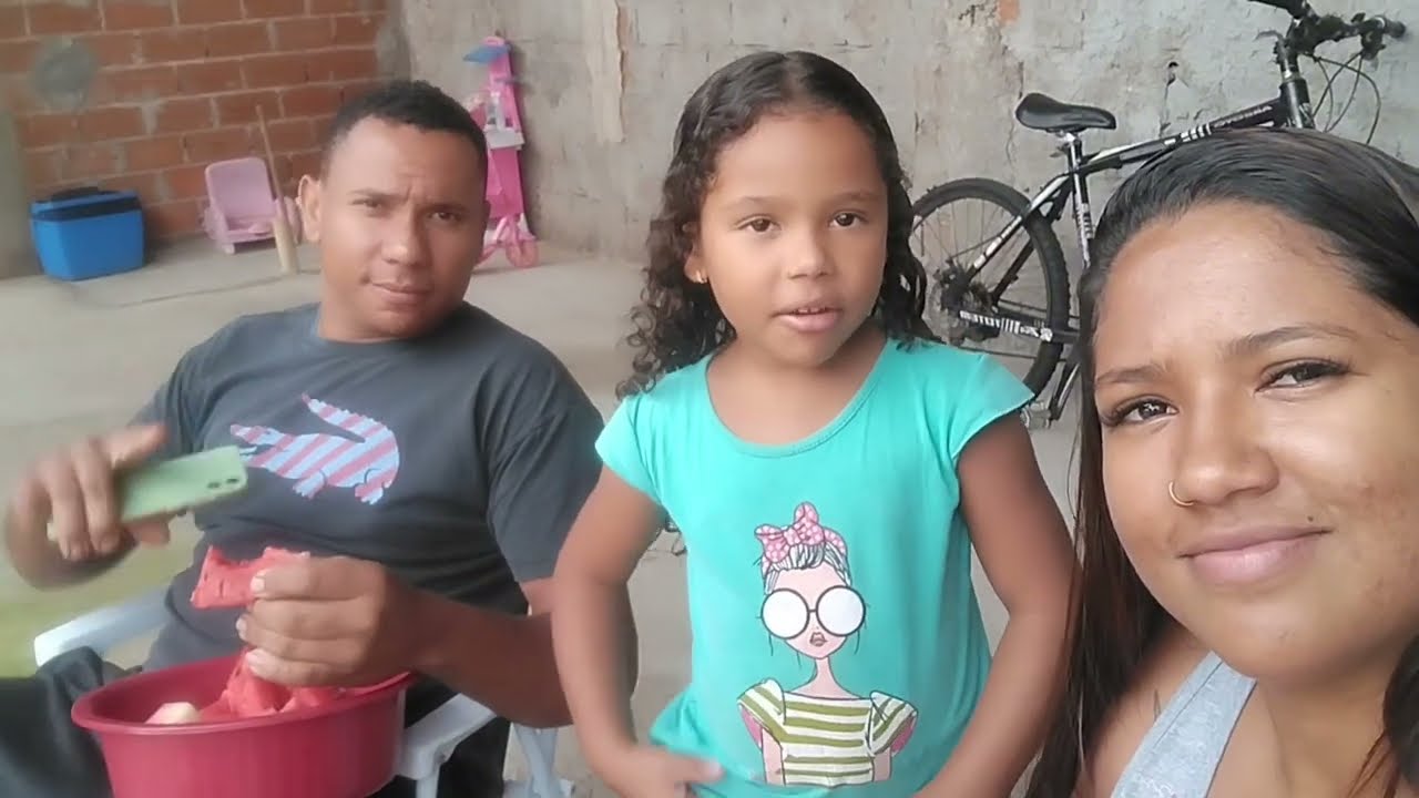Fisso bolo fomos pro rio e teve acidente na br.mas ta tudo bem graças Deus.