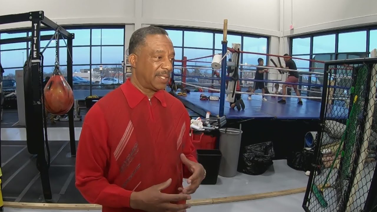 Aurora boxing gym helps combat youth violence