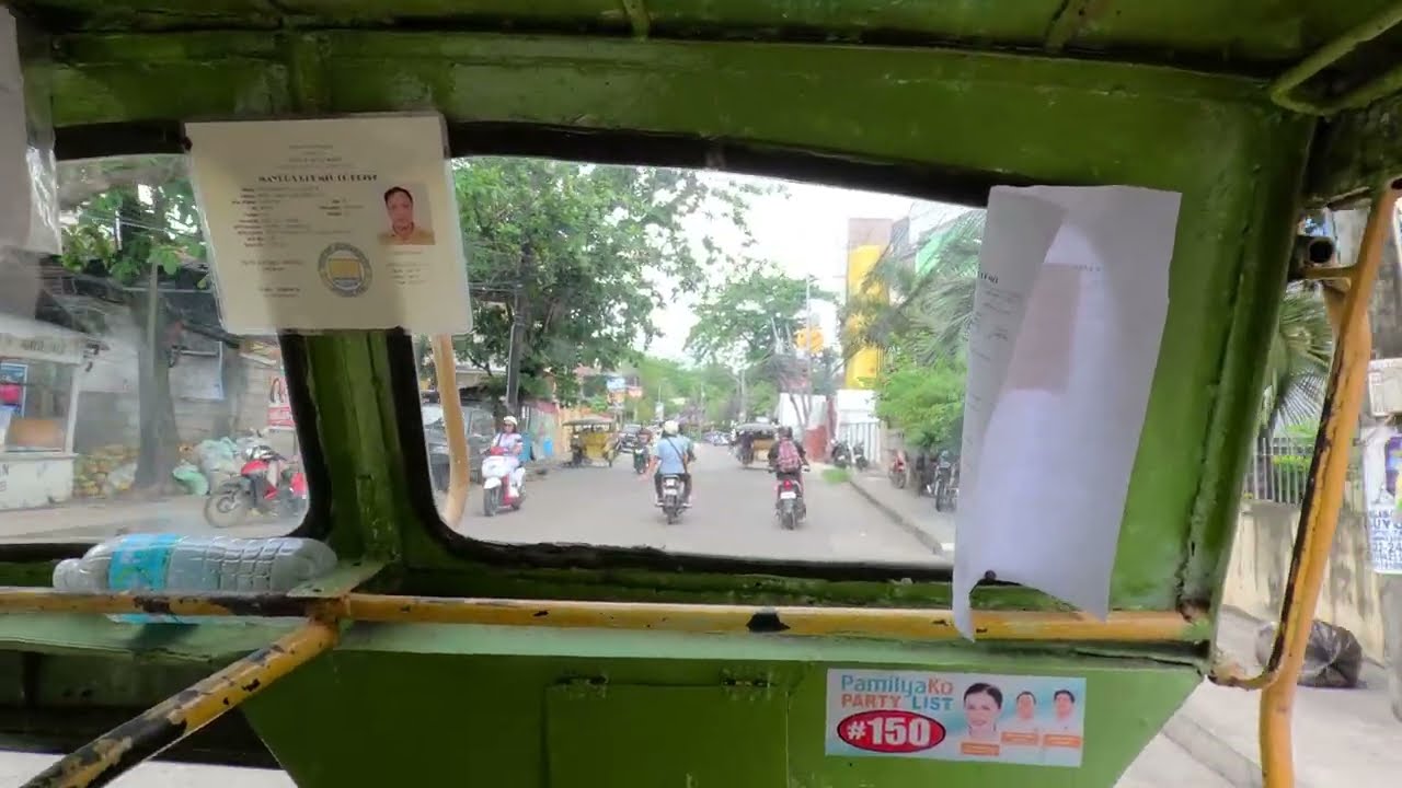 What a 3 Minute Tricycle Ride in Dumaguete, Philippines, Feels Like
