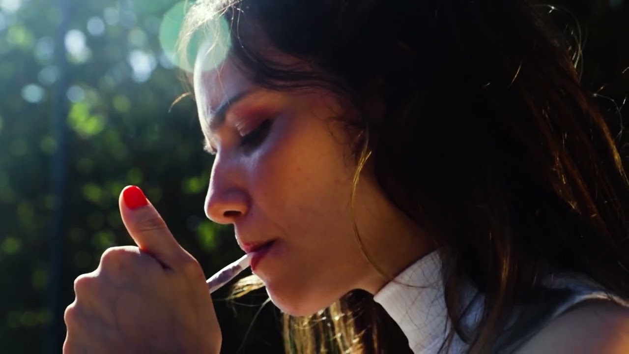 LA CUADRA CINEBLOGS: FUMANDO ESPERO (2/4)