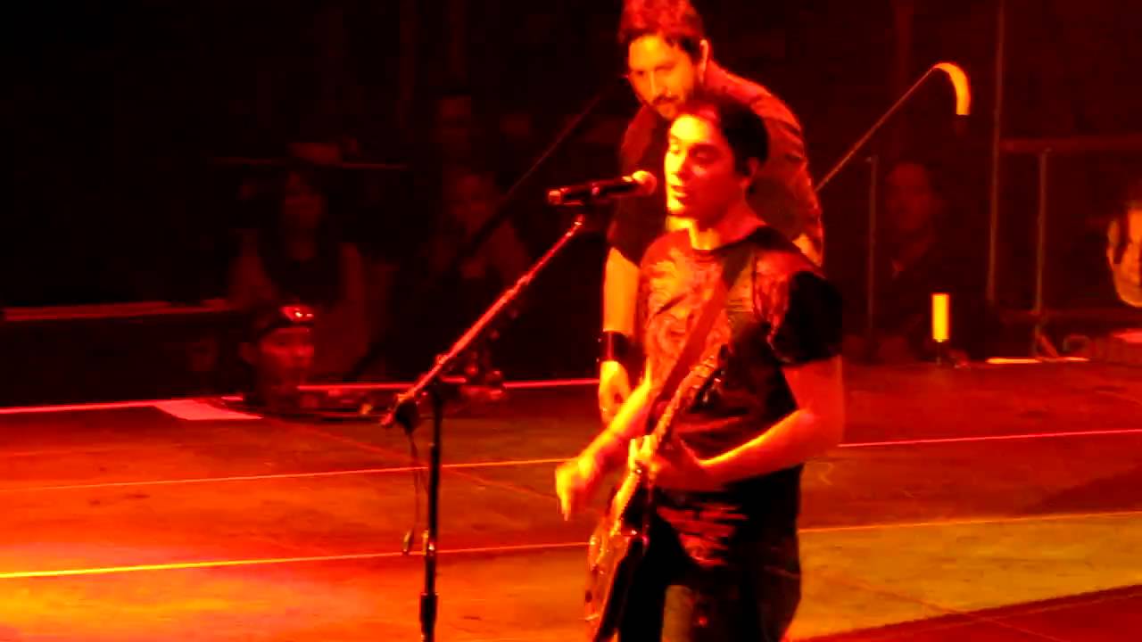 Breaking Benjamin "Blow Me Away" LIVE at Mohegan Sun Arena, Wilkes-Barre, PA 03/21/2010