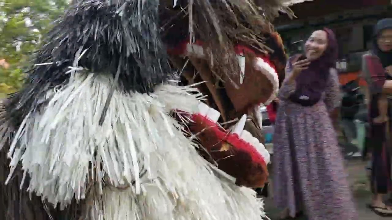 Drumband Gita suara Tunas harapan.. karnaval kemerdekaan desa parseh