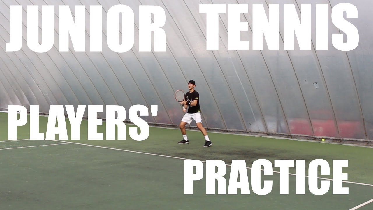 JUNIOR TENNIS PLAYERS' TRAINING SESSION