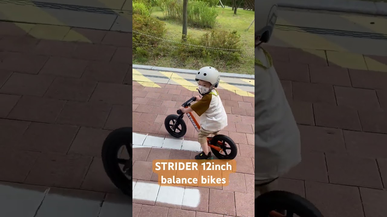 balance bikes / STRIDER 12inch / 2years old