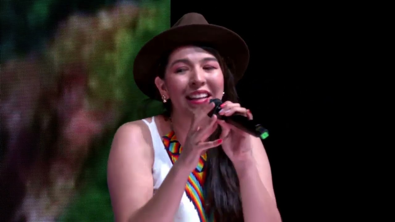 La Cholita (Gustavo Adolfo Renjifo) Laura Chaparro Ft. Carlos ReQuintero