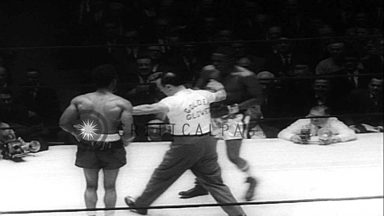 Ray Patterson wins Golden Gloves title in the Heavyweight Open Class in New York ...HD Stock Footage