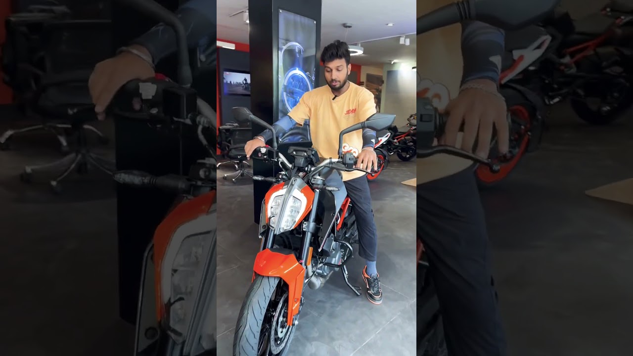 Ktm duke 200 seat height compariso, with the new console. 