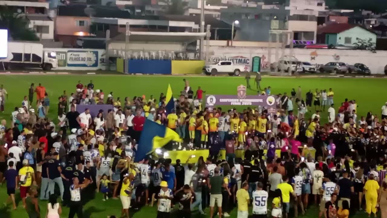Entrega do troféu a seleção de Coaraci campeao do intermunicipal 2025 
