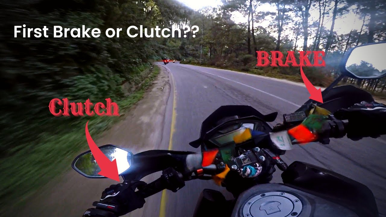 First Press Clutch Or Brake When Stopping The Bike? | बाइक रोक्दा पहिले क्लच वा ब्रेक प्रेस गर्न??