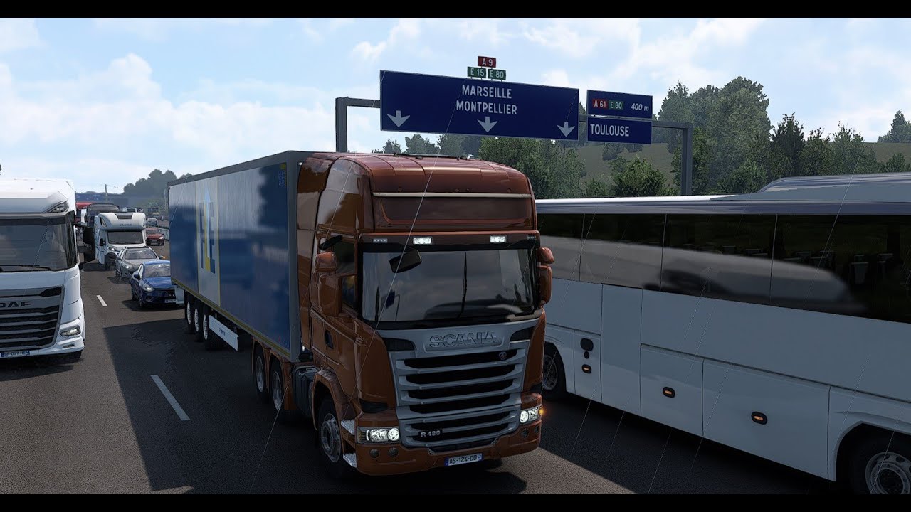 CARGO TRUCK