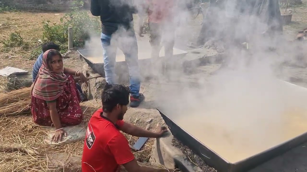 ঝোলা গুড় কিভাবে বানায়।