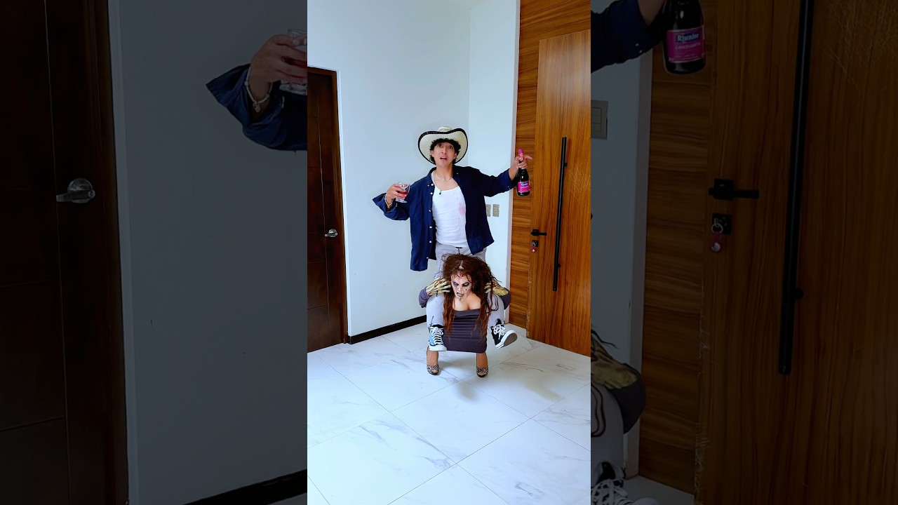 Personas llegando a una fiesta de Halloween 🎃  como se vanan a disfrazar #halloween #comedia