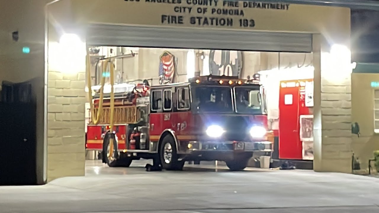 LAcoFD Engine 183 Responding - Squad 183 out of fire station - [ E182 Commercial fire on scene ONLY]