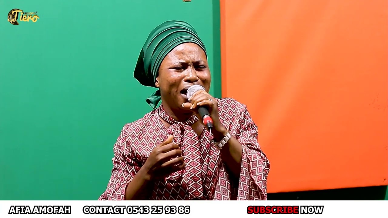 Afia Amofah of a serious motivational songs,,,this woman is great in worship
