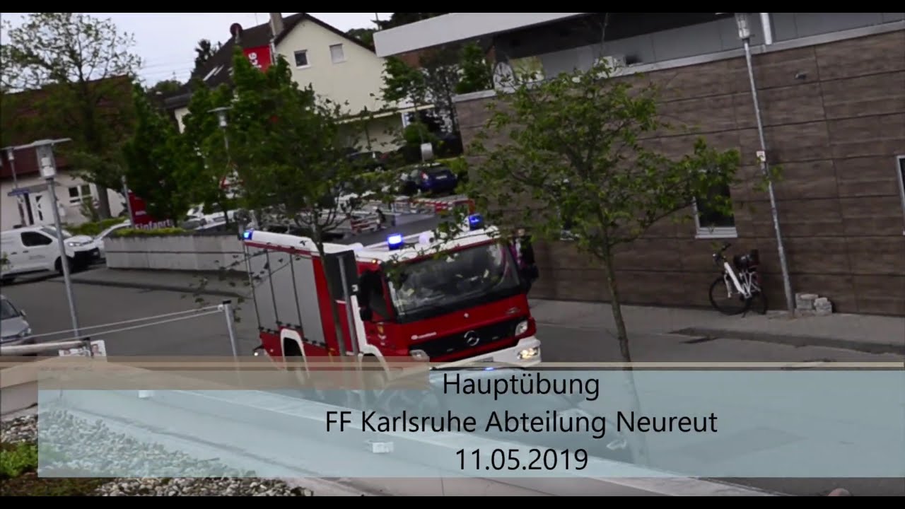 Kindergarten in Flammen - Hauptübung Feuerwehr Neureut 2019