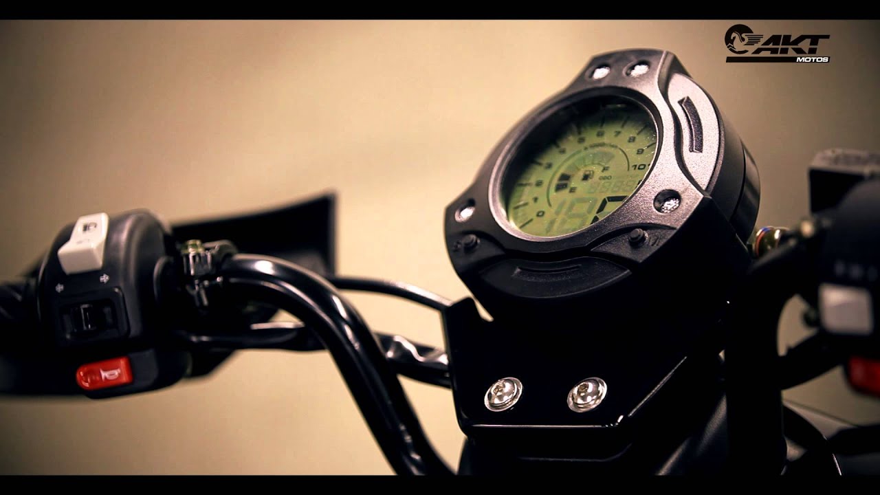 Aprende cómo configurar el tablero digital de tu moto automática Dynamic R
