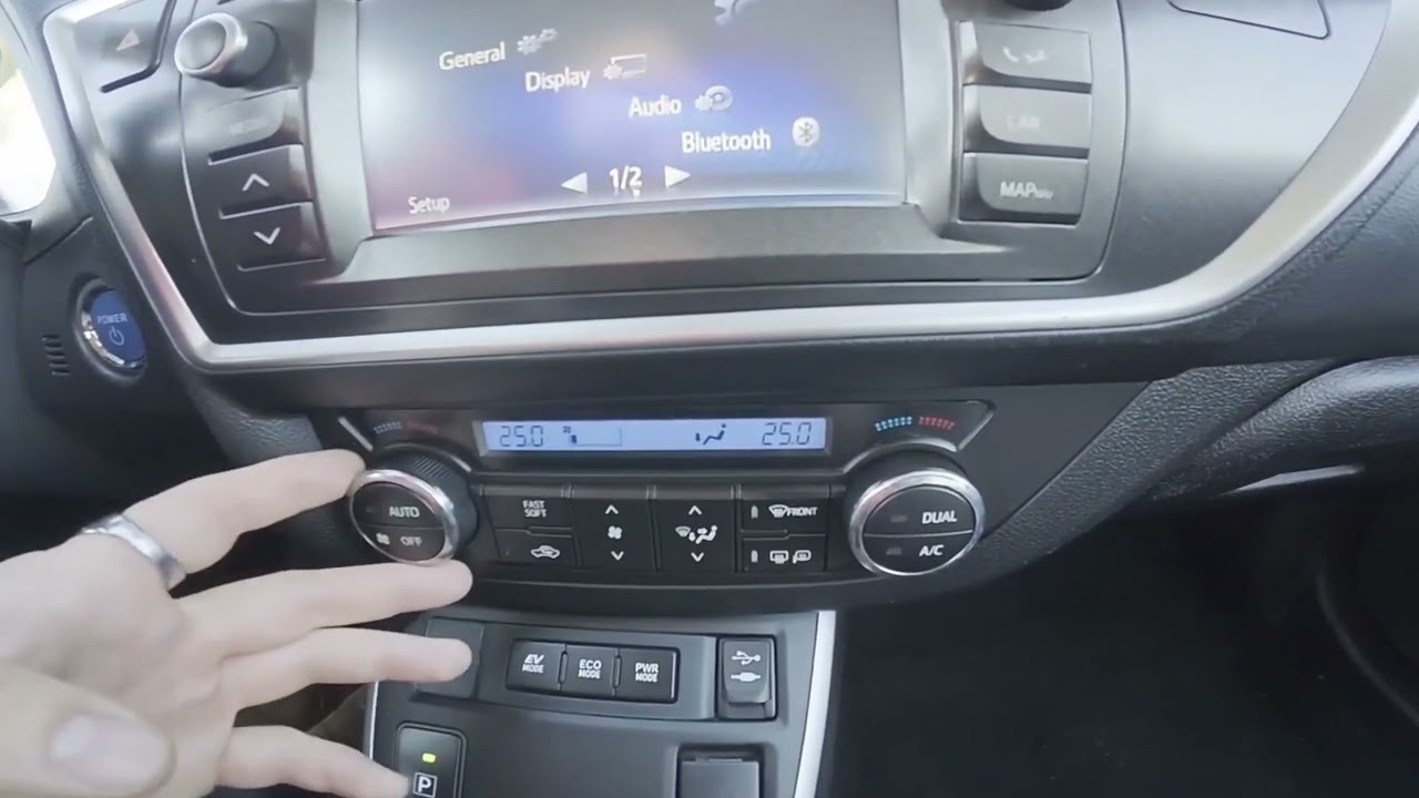 Wie aktiviere oder deaktiviere ich den Dual-Luftstrom beim Toyota Auris II (2013–2018)?