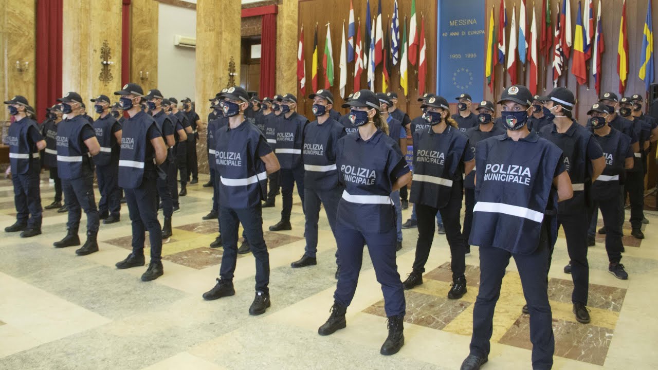 Messina. Il giuramento dei 44 nuovi vigili urbani da oggi in servizio