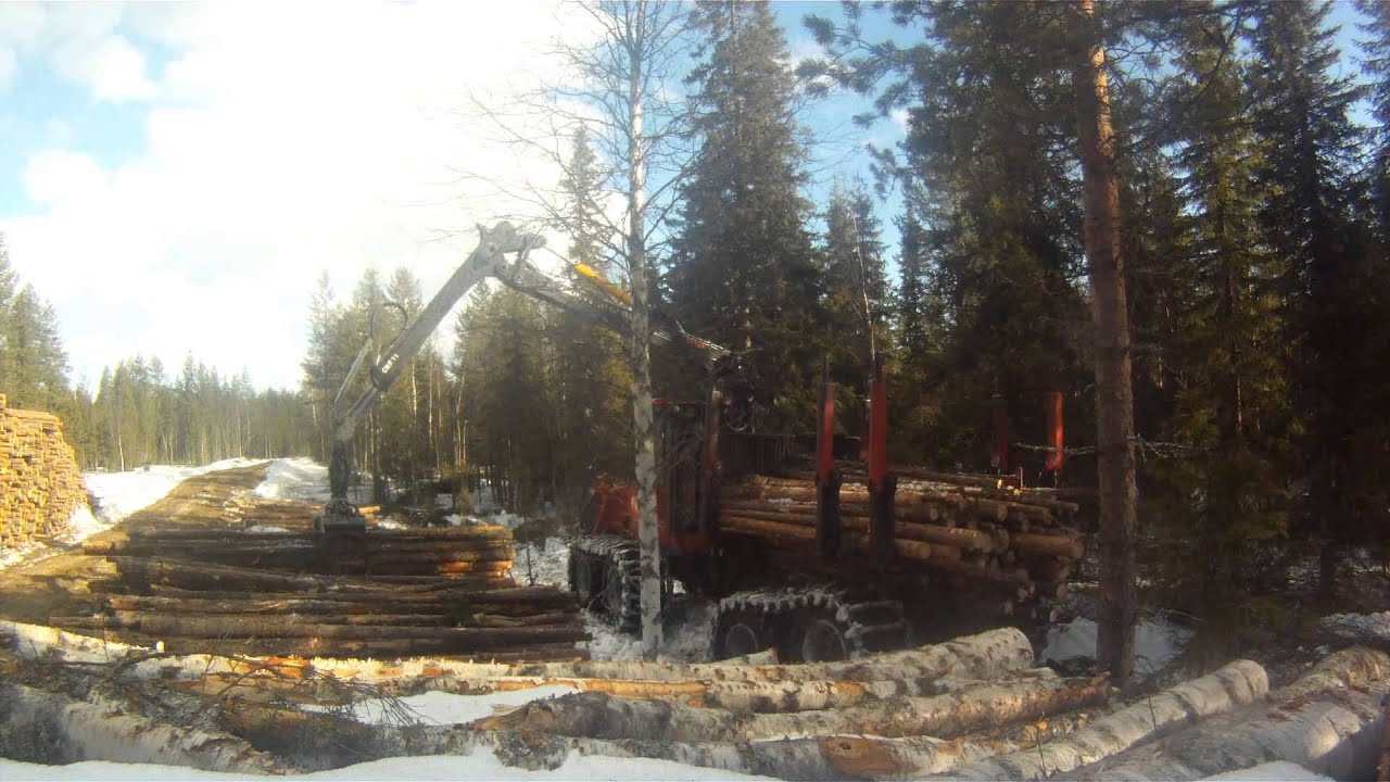 Komatsu 860.4 Unloading