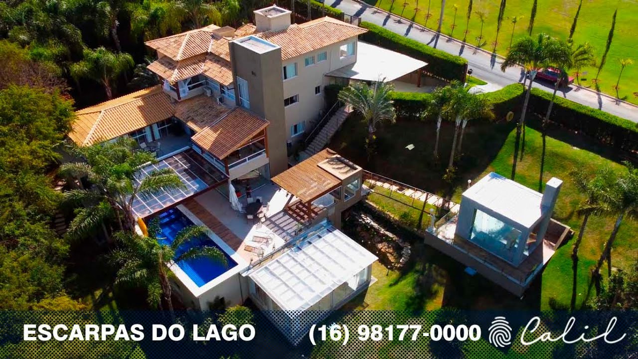 R$ 6.000.000,00 - LINDA MANSÃO EM ESCARPAS 1800M² - 6 SUÍTES, ELEVADOR, ADEGA, CAPELA - CAPITÓLIO/MG