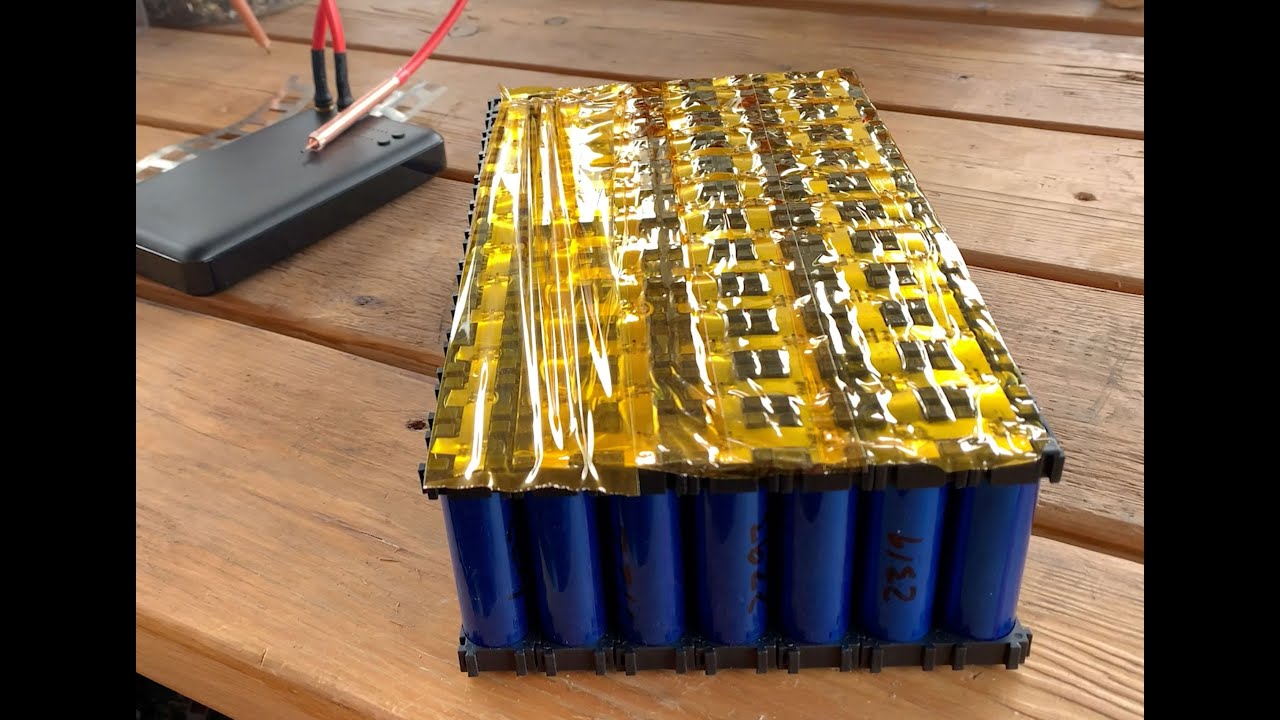 Making a 24 Volt Battery: 18650 Cells  [7S 12P] First Attempt