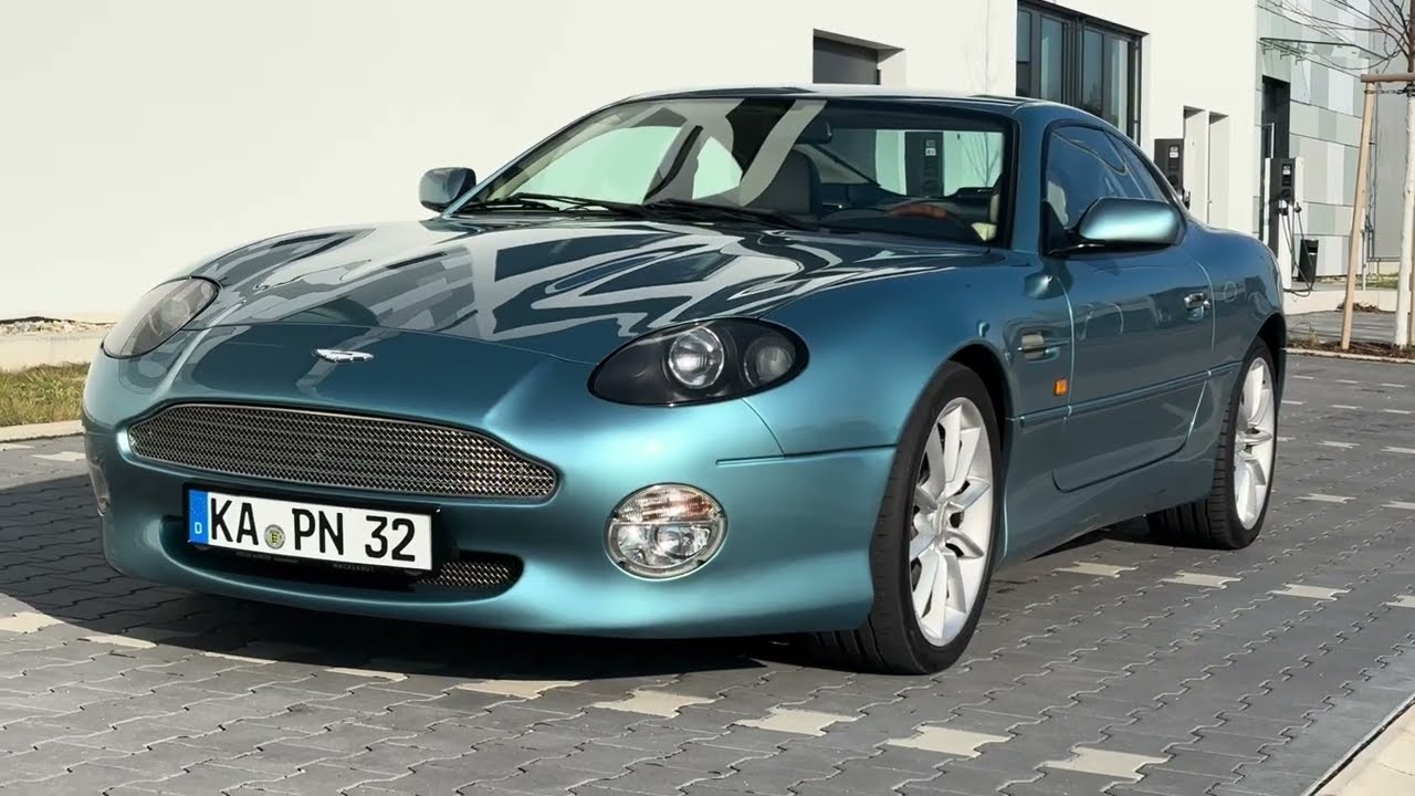Wie ist das einen V12 Aston Martin im Alltag zu fahren?