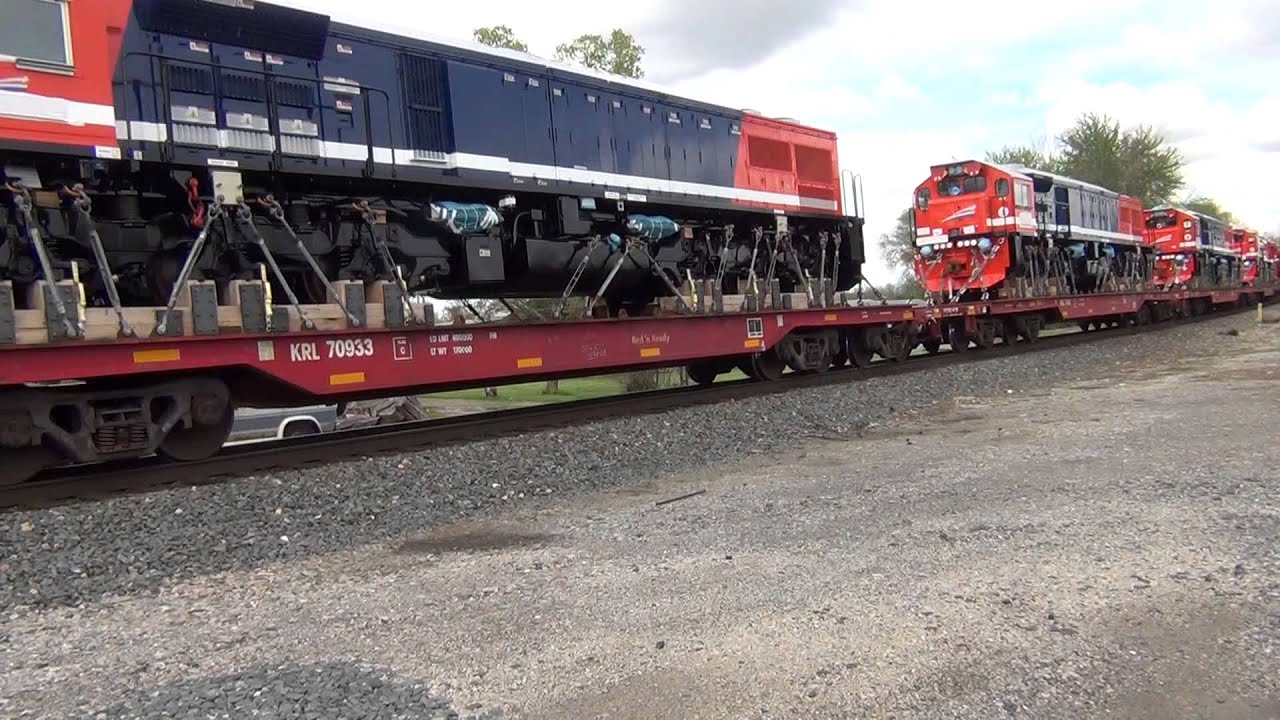 NS L82 Muncie In 5-3-2013 Narrow Gauge Progress Rail Units