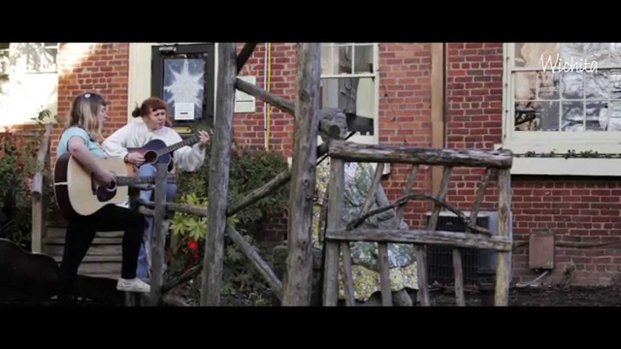 Girlpool - 