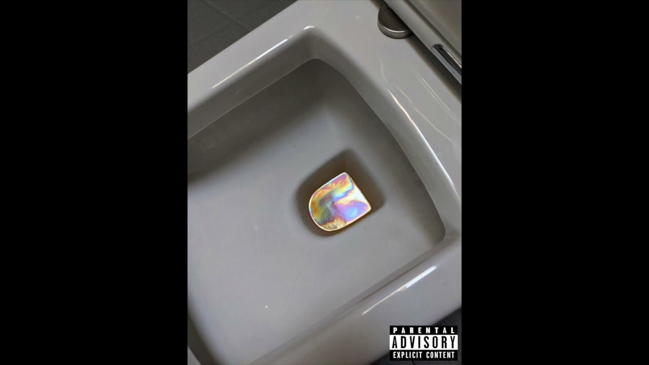 Athodi Brīnumzemē - Viņa Iespļāva Man Mutē