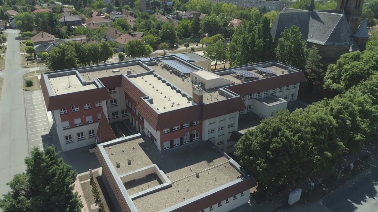 Szarvasi Települési Értéktár - Vajda Péter Evangélikus Gimnázium Kossuth Lajos utcai épülete